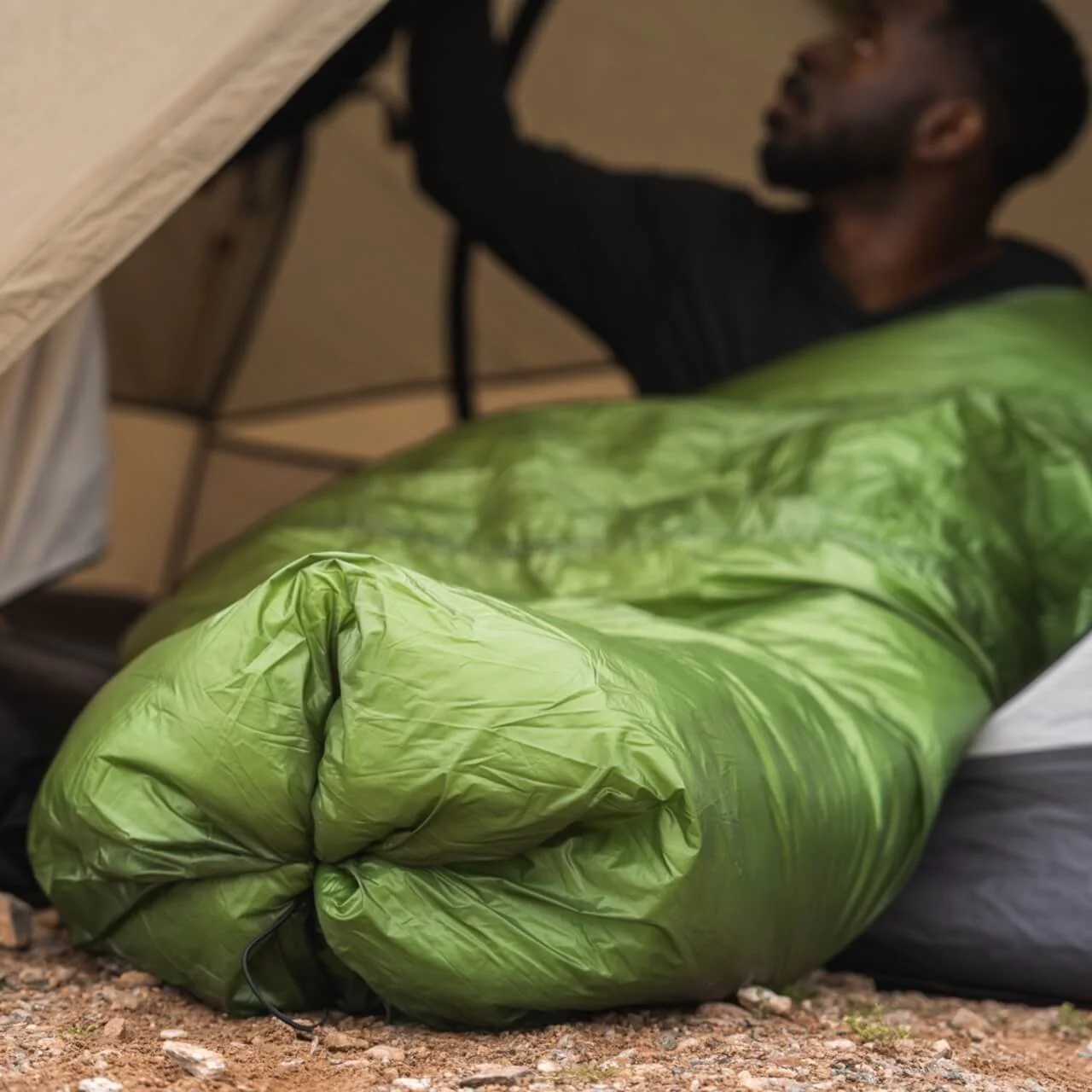 Enlightened Equipment Revelation APEX Quilt 20°F / -6°C - Image 3