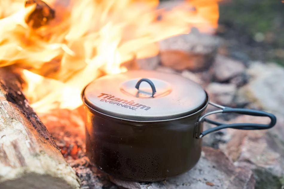 EVERNEW Ti Non-Stick Pot 1300 ml (ECA423) - Image 4