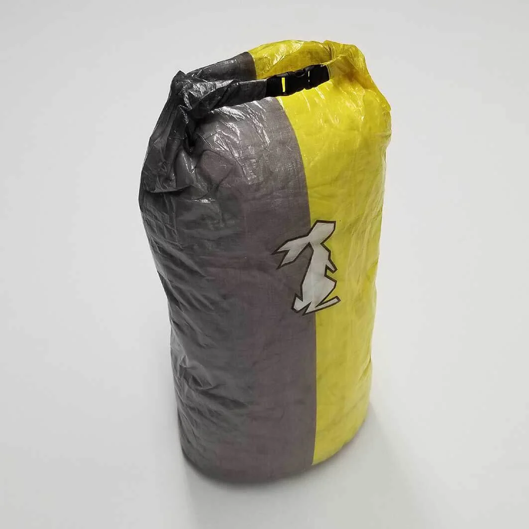 HIGH TAIL DESIGNS Medium Ultralight Roll-Top Stuff Sack - Image 3