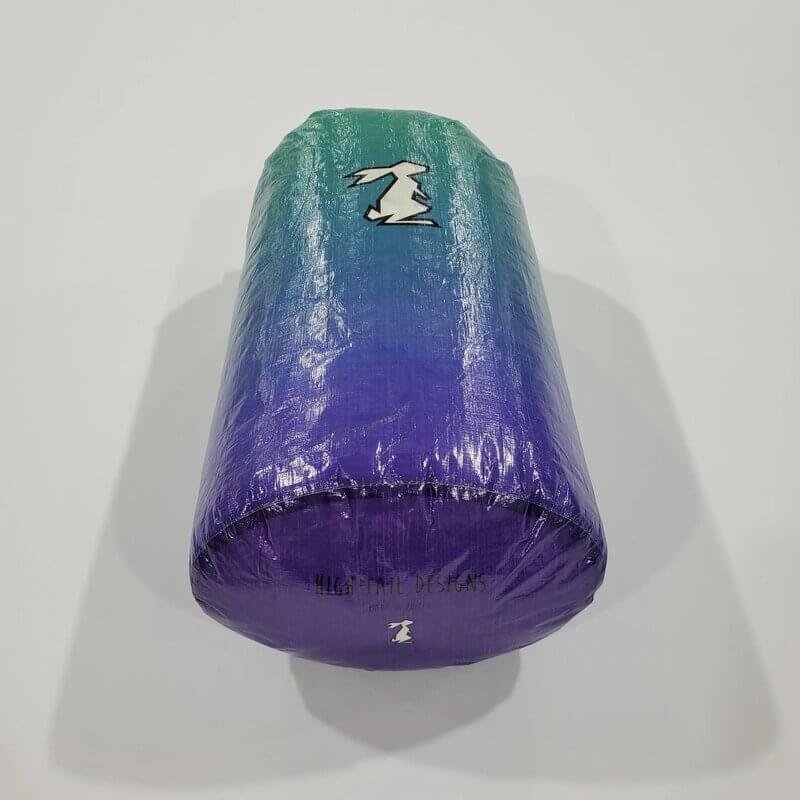 HIGH TAIL DESIGNS Medium Ultralight Roll-Top Stuff Sack - Image 43