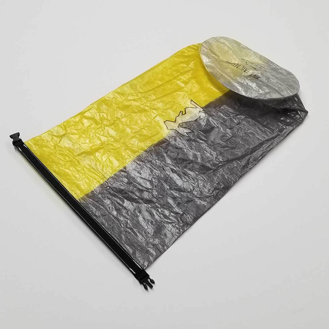HIGH TAIL DESIGNS Medium Ultralight Roll-Top Stuff Sack - Image 6