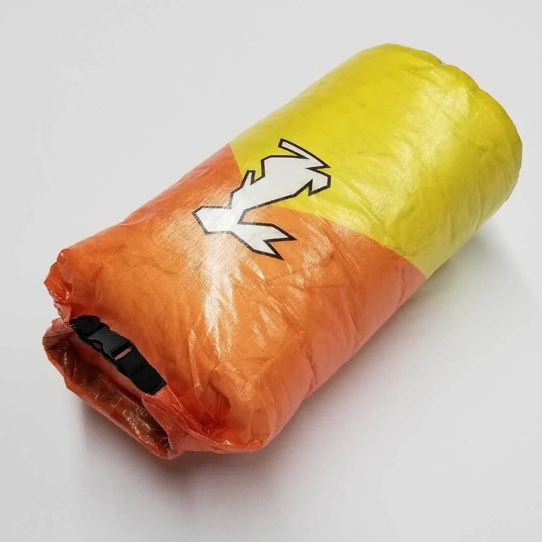 HIGH TAIL DESIGNS Small Ultralight Roll-Top Stuff Sack - Image 10
