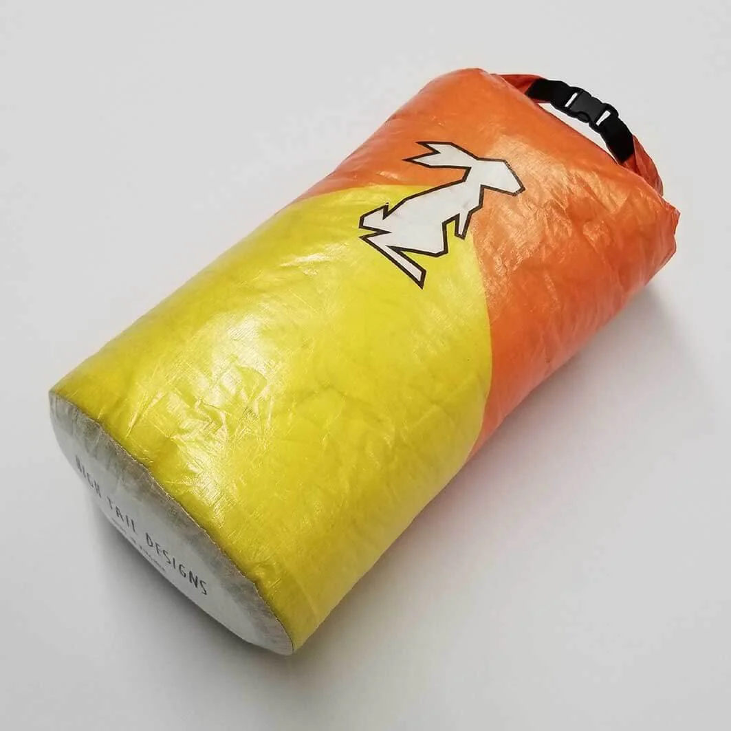 HIGH TAIL DESIGNS Small Ultralight Roll-Top Stuff Sack - Image 11