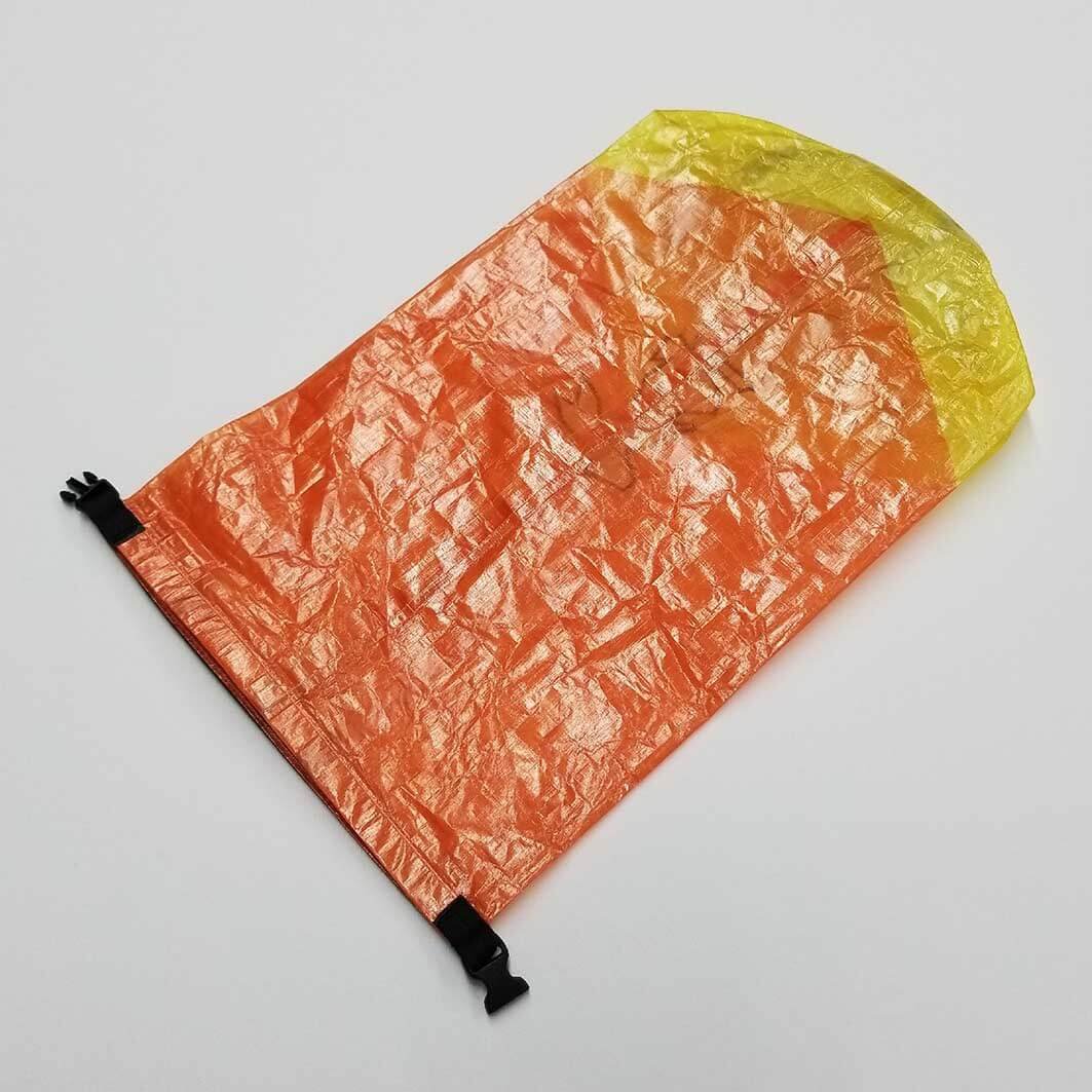 HIGH TAIL DESIGNS Small Ultralight Roll-Top Stuff Sack - Image 12