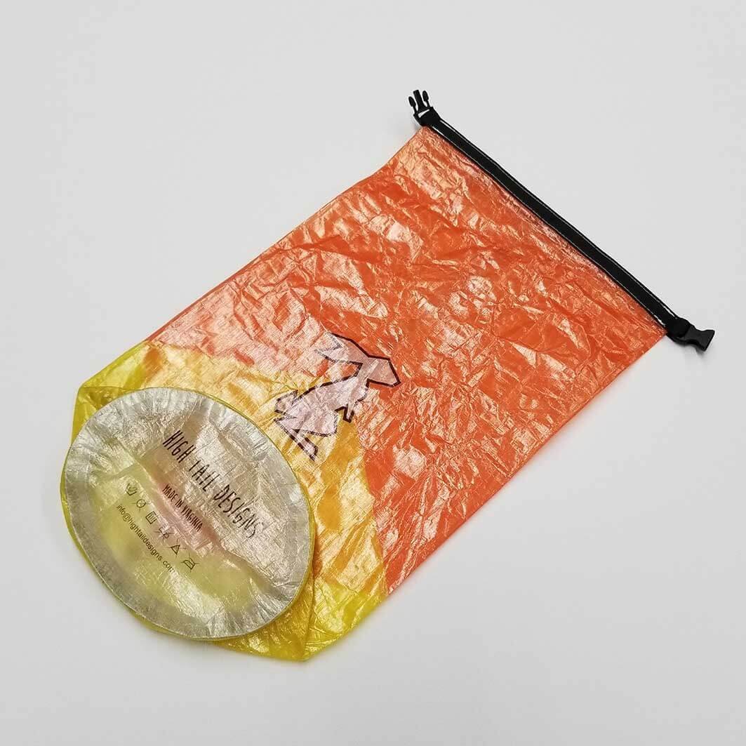 HIGH TAIL DESIGNS Small Ultralight Roll-Top Stuff Sack - Image 13