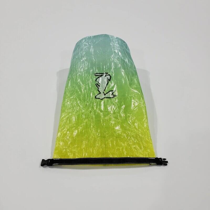 HIGH TAIL DESIGNS Small Ultralight Roll-Top Stuff Sack - Image 30