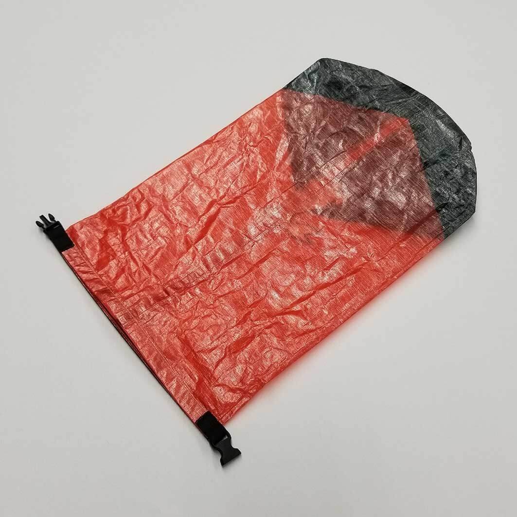HIGH TAIL DESIGNS Small Ultralight Roll-Top Stuff Sack - Image 6