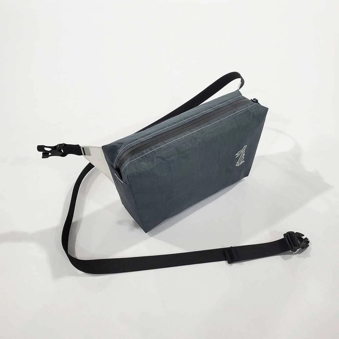 HIGH TAIL DESIGNS Ultralight Fanny Pack v1.5 Dark Pewter - Image 4