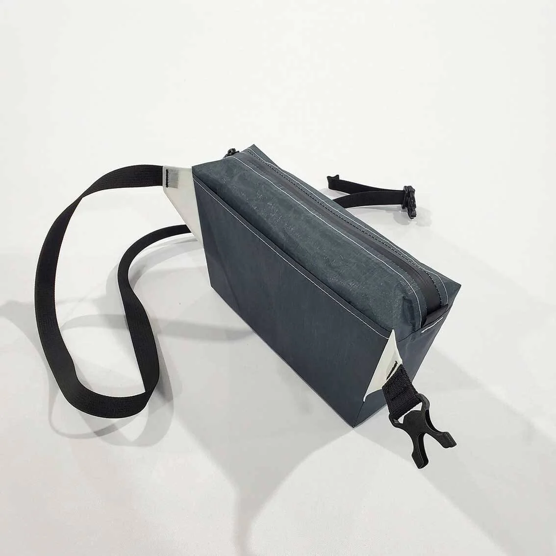 HIGH TAIL DESIGNS Ultralight Fanny Pack v1.5 Dark Pewter - Image 7