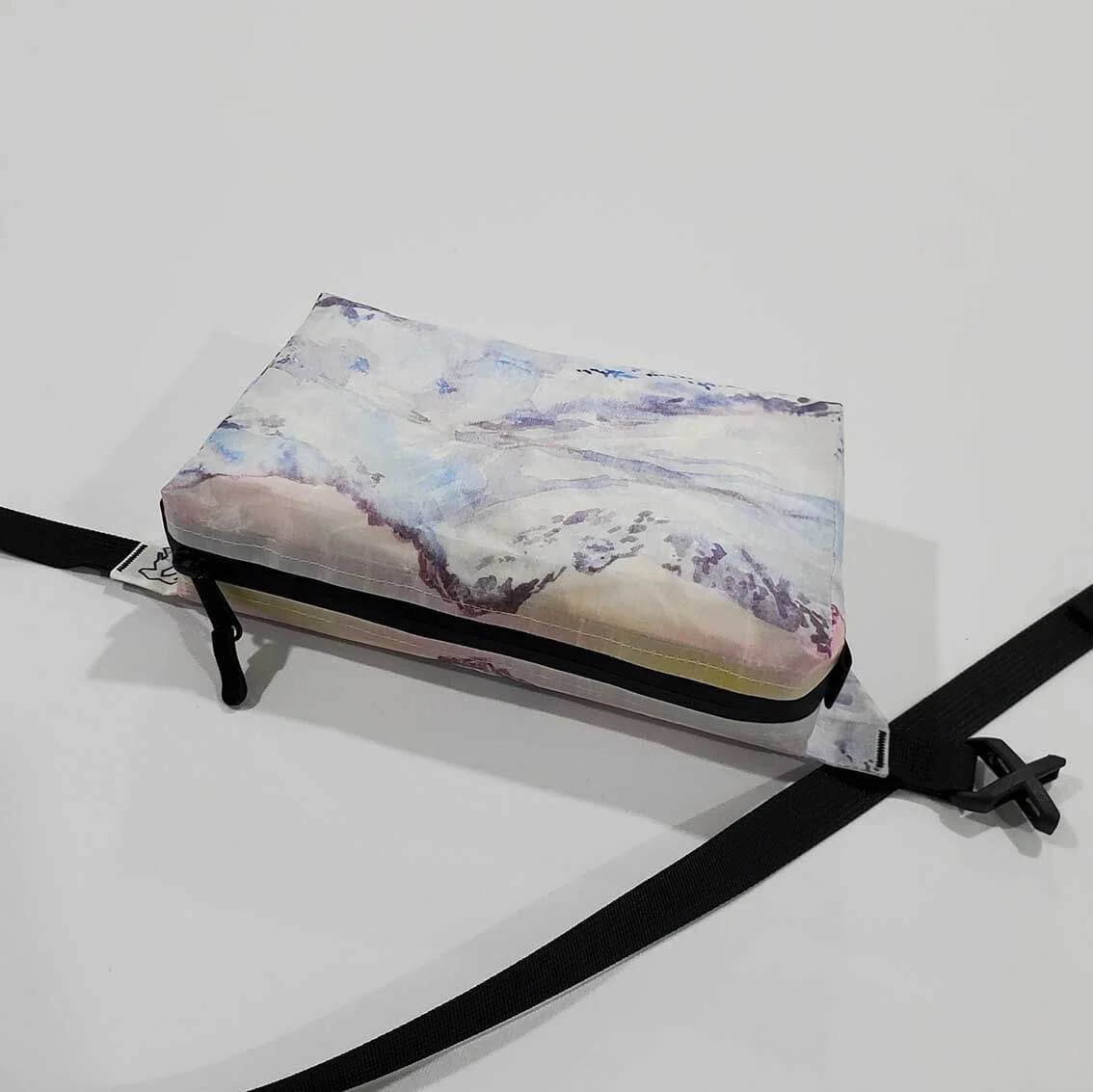 HIGH TAIL DESIGNS Ultralight Fanny Pack Watercolor The Citadel - Image 6