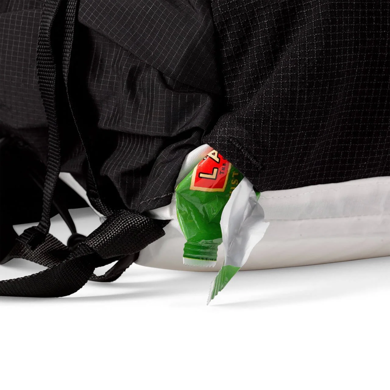 Hyperlite Mountain Gear Aero 28 - Image 18
