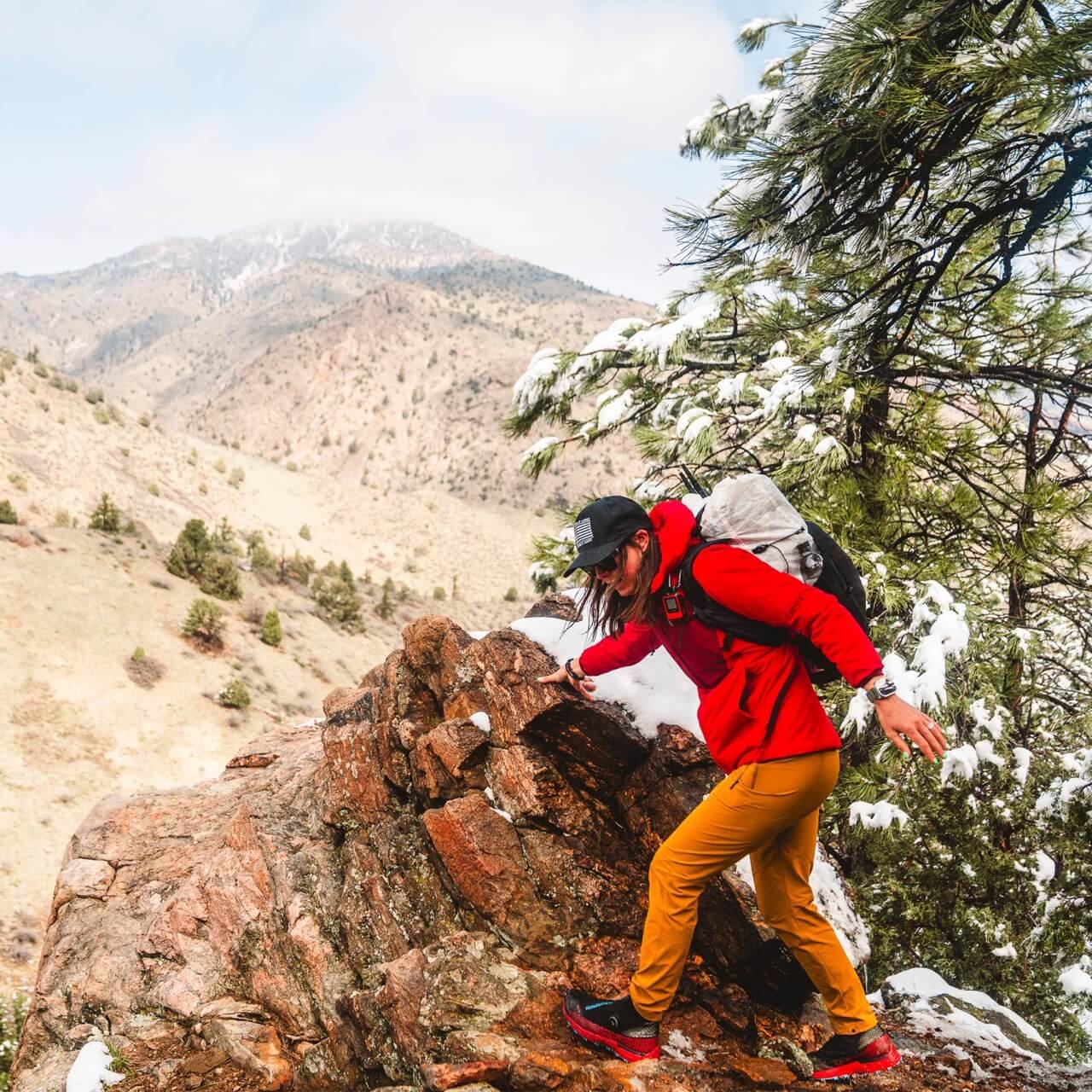 Hyperlite Mountain Gear Contour 35 - Image 23