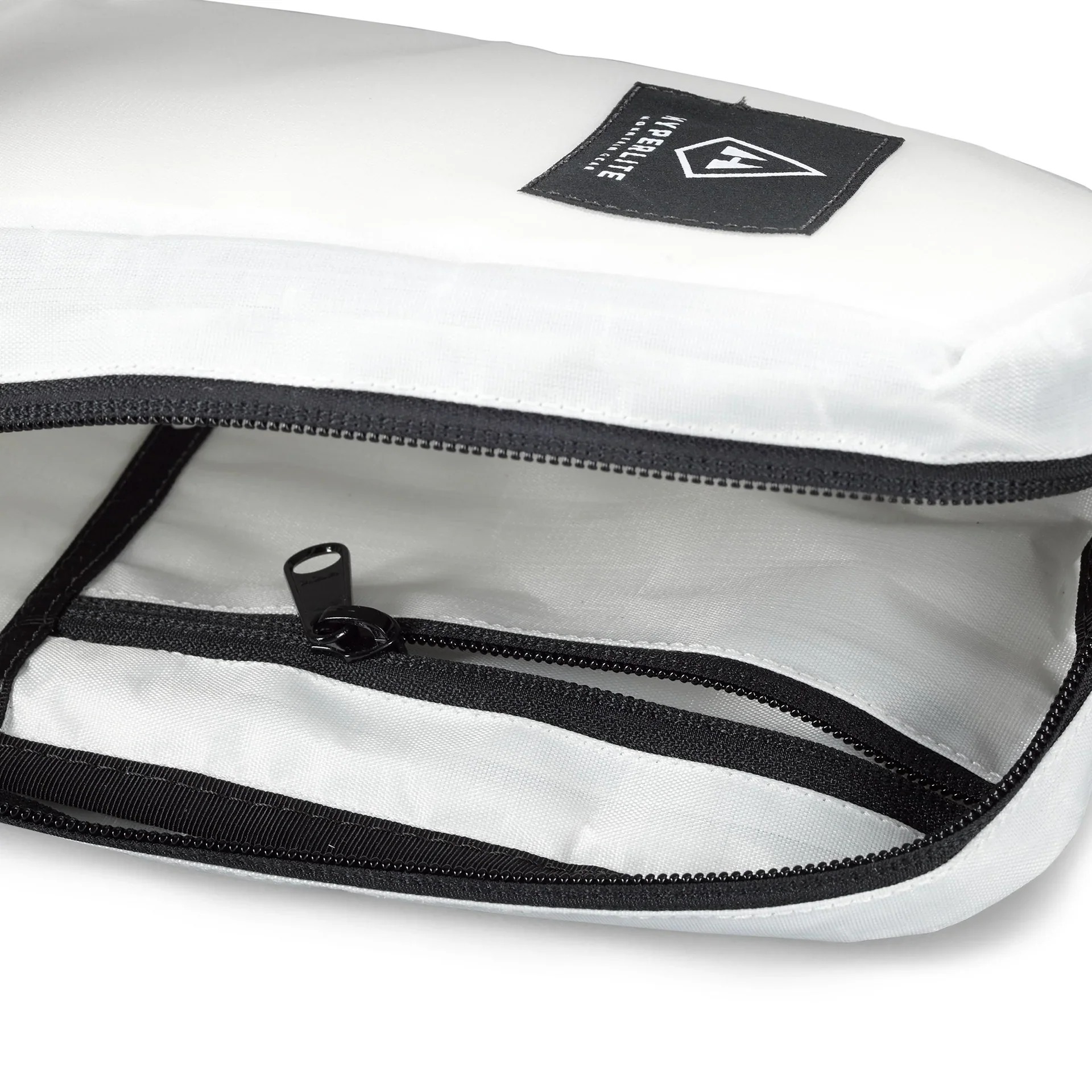 Hyperlite Mountain Gear Prism Crampon Bag - Image 4