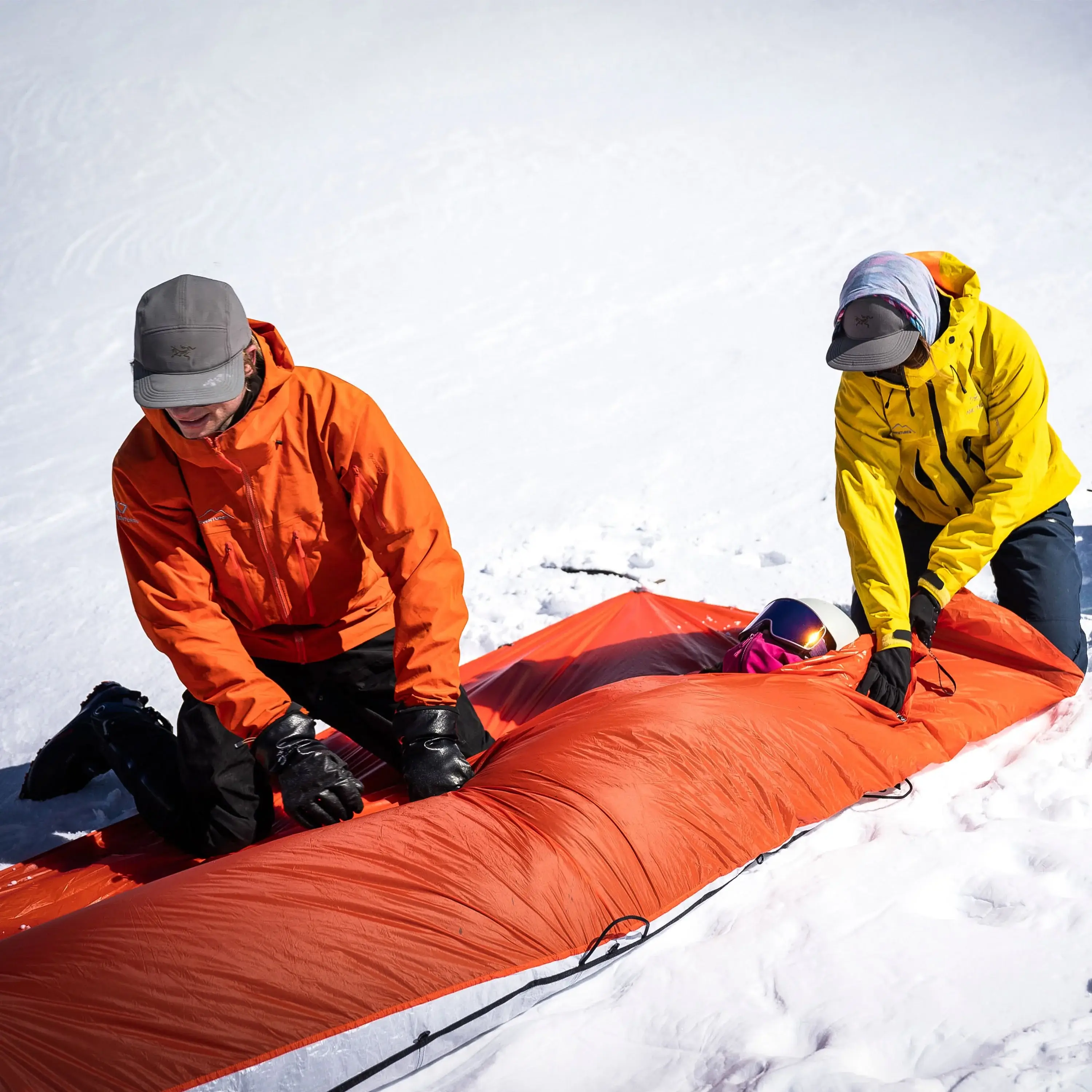 Hyperlite Mountain Gear Ski Rescue Tarp - Image 11