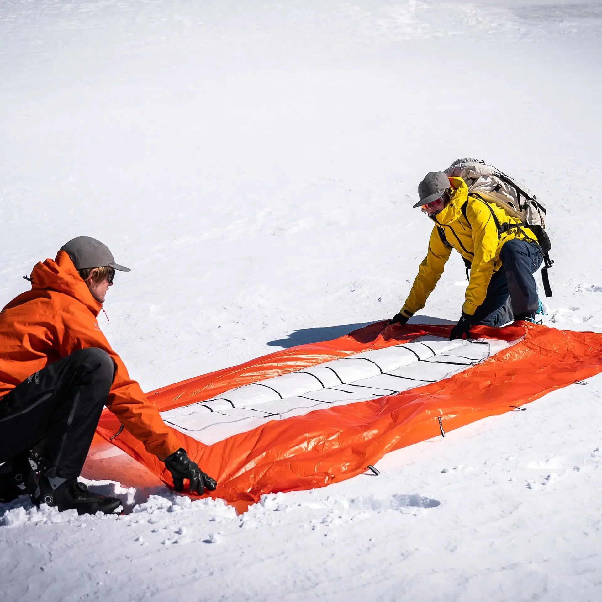 Hyperlite Mountain Gear Ski Rescue Tarp - Image 2