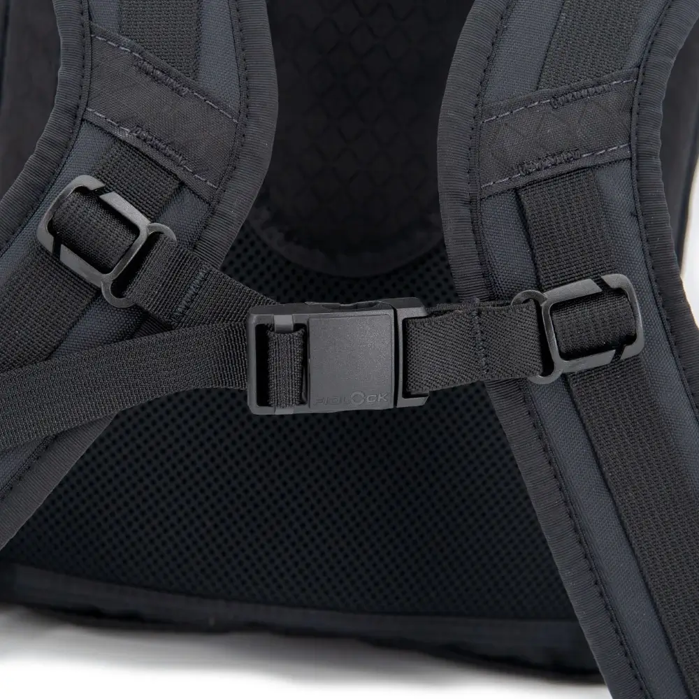 ULA Fidlock Magnetic Sternum Strap - Image 5